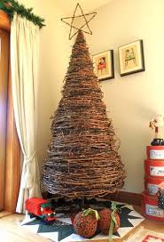 Hints For Christmas Decorating Grapevine Christmas Christmas Diy Christmas Decorations