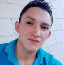 Buenas… ¿y el casco?” Así fue como dos ciudadanas en moto fueron  sorprendidas por la Policía en pleno recorrido en Valle de Ángeles.  Recuerda: la seguridad es trabajo en equipo. No basta