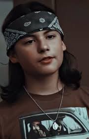 𝑀𝑦 𝑛𝑒𝑤 𝑝𝑟𝑖𝑜𝑟𝑖𝑡𝑦 {𝑅𝑜𝑏𝑖𝑛 𝐴𝑟𝑒𝑙𝑙𝑎𝑛𝑜 𝑥 𝑟𝑒𝑎𝑑𝑒𝑟} 