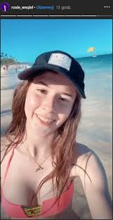 Podczas gdy jedne z gwiazd uciekają przed polską zimą na zanzibar, inne preferują celebrowanie minusowych temperatur, chodząc po górach bądź zażywając. 15 Letnia Roksana Wegiel W Skapym Bikini Odpoczywa Na Dominikanie Planeta