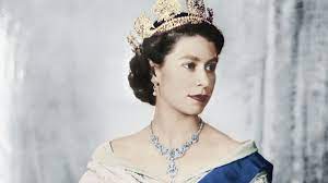 London (cnn) britain's queen elizabeth ii has worn a mask for the first time while appearing in. Queen Elizabeth Ii 13 Key Moments In Her Reign History