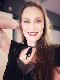 Buy tickets for floor jansen concerts near you. Floor Jansen On Twitter I M Taking A Few Days Off This Week A Mini Holiday With Friends And Hannes In The South Of Sweden The Pandemic Makes A Lot Impossible But