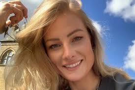 How Danielle Steel Channeled Grief into Helping the Homeless and Mentally  Ill (Exclusive)