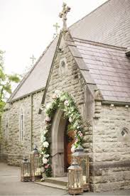 5 meses que se han pasado volando, y ahora, estamos a puertas de. Decoracion De Entrada A La Iglesia Blog De Bodas De Una Boda Original