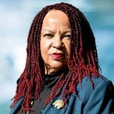 Melinda Chappell's Instagram, Twitter & Facebook