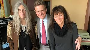 With her fiercely literate punk rock, smith expands the possibilities of what rock & roll can do. Rock And Roll Hall Of Famer Patti Smith Photographer Lynn Goldsmith Collaborate On Before Easter After Abc7 New York