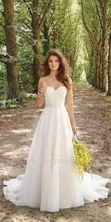 24 Best Simple Outdoor Wedding Dress Find Out Full Gallery Of Luxury Simple Outdoor Wedding Dress Organza Wedding Wedding Dresses Dream Wedding Dresses