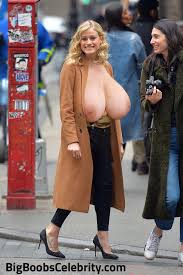 Ol.Ta.Du. huge boobs public topless – Kabukas Morphs