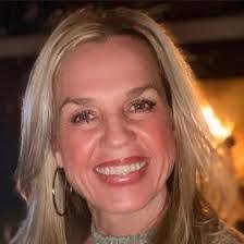 Michelle Everitt's Instagram, Twitter & Facebook