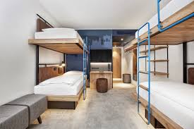 Es bietet genügend platz für alle besucher, so dass sie ihren aufenthalt im kapellenstüberl richtig genießen zu können. H2 Hotel Munchen Olympiapark Buchen By H Hotels Com