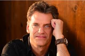 Bob Grimshaw's Instagram, Twitter & Facebook