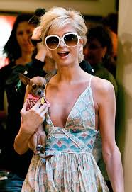 Paris hilton's canine bff dies at 14. Paris Hilton Left Heartbroken After Her Chihuahua Tinkerbell Dies From Old Age Mirror Online