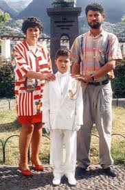 Besides, he remains as one of the most searched people since his early days at manchester united. Cristiano Ronaldo With His Mom And Dad Early 90 S Oldschoolcool