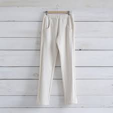 Tissu en maille style crop coupe jogging taille élastique avec cordon de serrage les vêtements portant la mention « committed » sont des produits qui ont été fabriqués avec des fibres et/ou des processus de production durables, réduisant ainsi leur impact sur l'environnement. Pantalon Doux Jogging Cool Coton Bio Femme Francaise