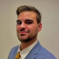 400+ profilů „Janker“