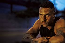 A vida é uma guerra, todo mundo cantou isso"