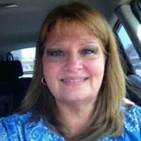 Robin Pogue's Instagram, Twitter & Facebook