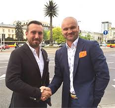 Rafał brzoska dogadał się z luksemburskim funduszem private equity co do dalszych inwestycji w integera, właściciela inpostu. Rafal Brzoska Invests In Social Wifi Social Wifi