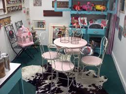 Vintage Ice Cream Parlor Chair And Table Set Parlor Chair Ice Cream Chairs Vintage Decor