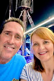 May the New Year 😃 bring you the very best and as they say in Puerto  Vallarta, ¡Feliz Año Nuevo! 🎉🥂