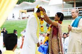 Photo Indian Wedding Ceremony Tradtional Jai Mala Indian Wedding Ceremony Indian Wedding Indian Wedding Bride