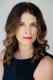 Wendi Norris's Instagram, Twitter & Facebook