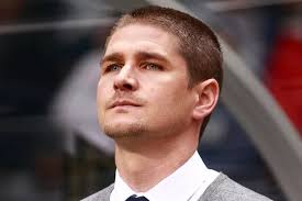 Outsider Carl Robinson emerges as 11th hour rival to Ryan Giggs and Craig  Bellamy for Wales job