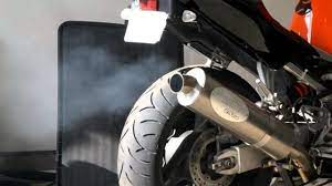 Tips mengatasi oli keluar dari knalpot motor motorbalapid via motorbalap.id. Knalpot Motor Injeksi Ngebul Begini Cara Mengatasinya Otomotif Liputan6 Com