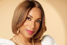 Katrina Bray's Instagram, Twitter & Facebook