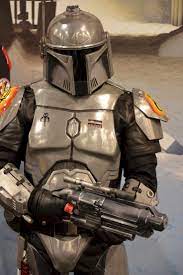 Star Wars Costumes Star Wars Gifts 2020 Star Wars Pictures Mandalorian Armor Star Wars Images