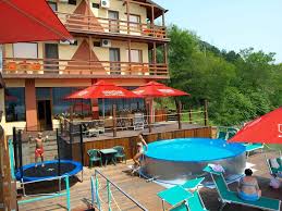 Cazare in cazanele dunarii 2018, vile hoteluri pensiuni in cazanele dunarii. Sejur Clisura Dunarii Eselnita Pensiunea Steaua Dunarii Pico Mar Travel