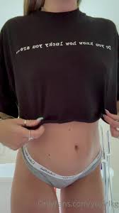 Watch online Yogirlkg OnlyFans - This shirt 1 on X-video