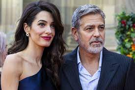 In der welt der promis ist immer etwas los. Unglaublich Dunn Was Ist Mit Amal Clooney Passiert Promiflash De