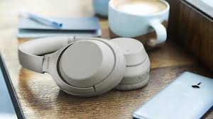 Best Noise Cancelling Headphones 2020 The Top Headphones For Travel And Commuting Best Headphones Best Noise Cancelling Headphones Wireless Headphones
