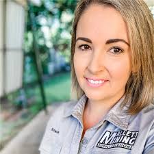 As a small business owner I'd like to take a minute to thank our team for  supporting Queensland dozer hires growth. We secured a couple pre  qualifying tenders for supplying wet hire