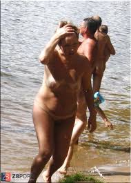 Mature Nudists - I Enjoy Naked Beaches! - ZB Porn