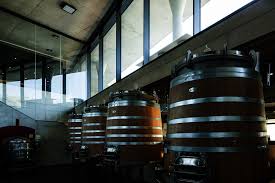 Die französisch inspirierten badischen weine spiegeln das volle potenzial des kaiserstuhls wider. Architektenkammer Rheinland Pfalz Weingut Franz Keller Schwarzer Adler Vogtsburg Oberbergen