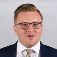 Ian Wellman's Instagram, Twitter & Facebook