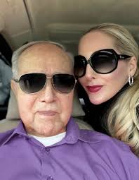 To our bosses, Mr. Gaston Glock & Mrs. Kathrin Glock, thank you for your  continued support of employees in the pursuit to perfection 🤝  #NationalBossDay #BossDay #GastonKathrinGlock #GlockKathrin #GastonGlock  #GLOCKperfection #GLOCK #pursueperfection #