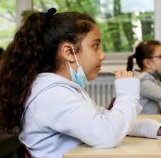 Die schulministerin behält sich aber vor, diese pflicht abzuschaffen. Schule Ab Herbst Kommt Jetzt Der Lolli Corona Test Fur Alle Schuler Welt