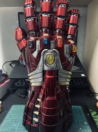 You just have to flex your forearm muscle to activate the repulsor and relax it to fire. Nano Gauntlet Metal Iron Man Nano Gauntlet Hulk Cosplay 1 1 Scale Wearable Movie Prop Replica With Led Infinity Stones Movie Props Metal Iron Man