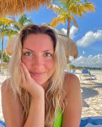 Vacation kind of got in the way of our plans to not look good and not have  fun :/