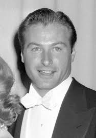 Lex Barker (joka näytteli Tarzania vuosina 1949-1953) : r/VintageLadyBoners