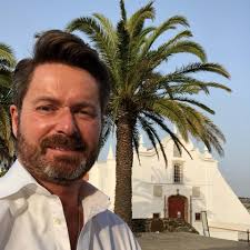 Sightseeing in Sines,...