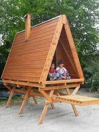 Cabane En Bois Pour Enfant En Ossature Bois Sur Mesure Fabrication Francaise Small House Inspiration Woodland House Tiny House Cabin
