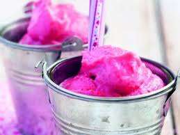Recette Glace Minute Fraise Petit Suisse Sans Sorbetiere Recettes De Cuisine Recette Glace Alimentation