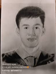 Graphite pencil and charcoal powder