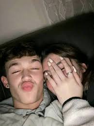 Te tengo a tí y eso ya es tenerlo todo.💘