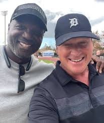 NFL Network Insider Floats Chucky's Name To Bucs "If They Were To Make A  Change"