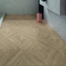 Click here to discover your favorite hallwayfloor oak laminate modern interior kitchen flooring flooring flooring projects interior design bedroom kitchen floor inspiration concrete design. Quickstep Impressive Patterns Chevron Oak Taupe Ipa4164